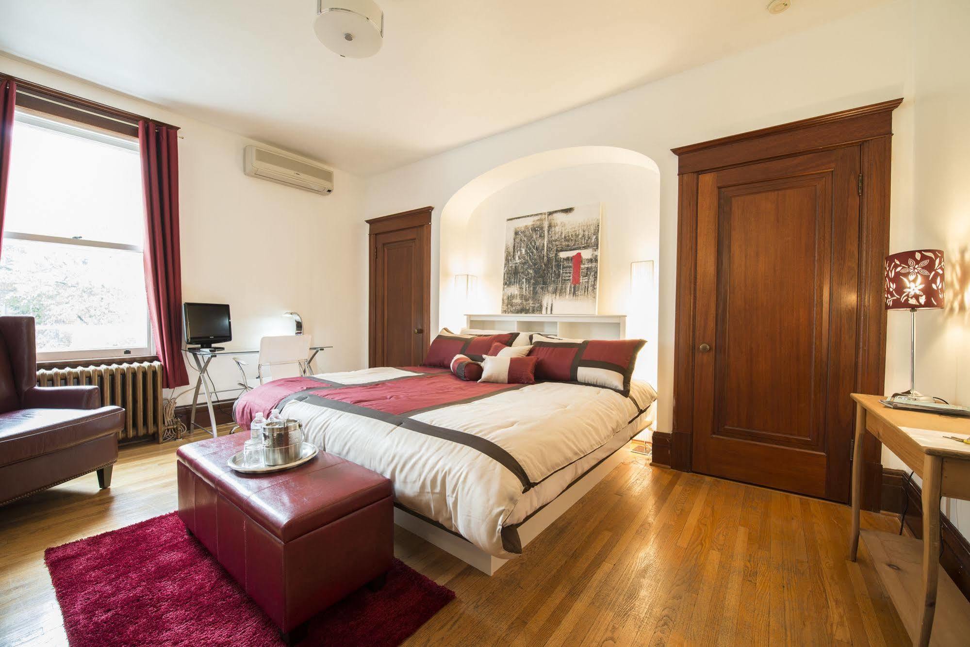 Le Widor Bed & Breakfast ควิเบกซิตี้ ภายนอก รูปภาพ